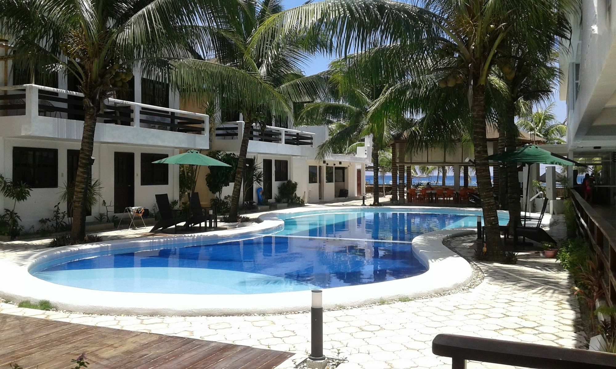 Feliness Resort Manoc-Manoc Eksteriør billede